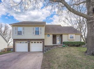 4721 Halsey St, Shawnee, KS 66216
