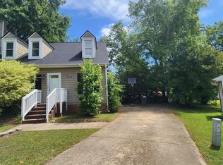 3333 Derbyshire Pl, Raleigh, NC 27604