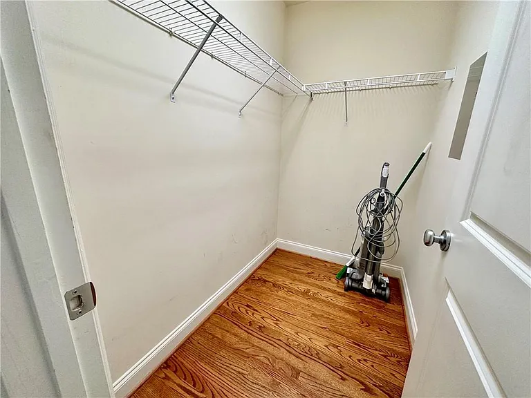 1678 Carr Cir NW — Photo 14