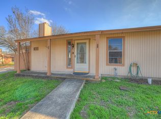 1051 Country Club Dr #21, Seguin, TX 78155