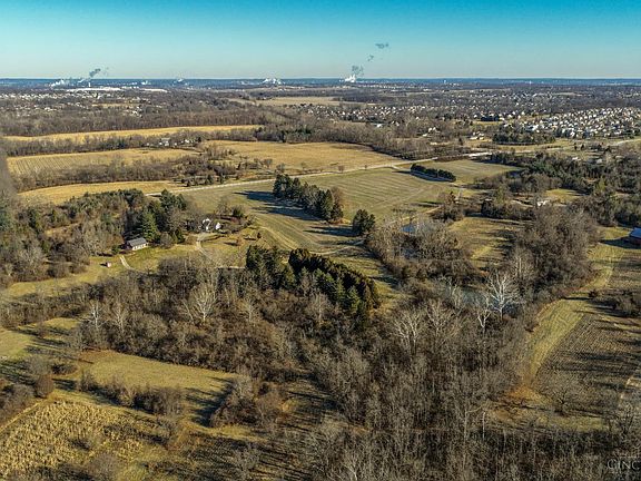 4th image of 6099 Millikin Rd