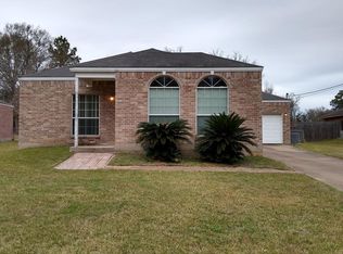 129 E Mosley Ln, Huntsville, TX 77340