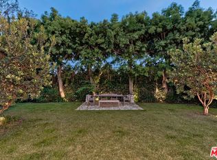 249 S Muirfield Rd, Los Angeles, CA 90004