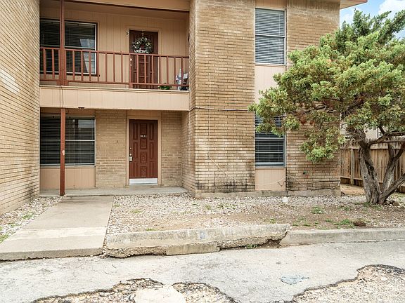 2nd image of 100 Shannon Cir APT B