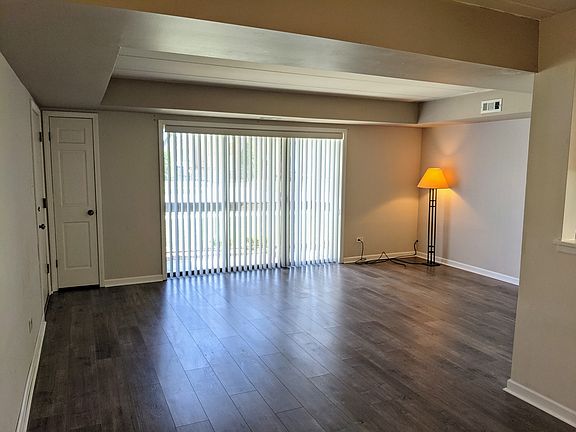 4th image of 10432 S Keating Ave APT A1