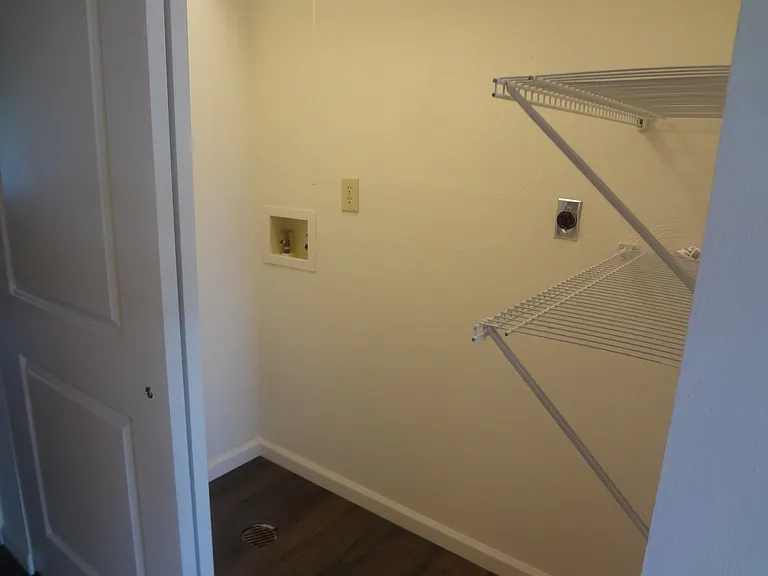 211 Mount Everest Dr #211 — Photo 6