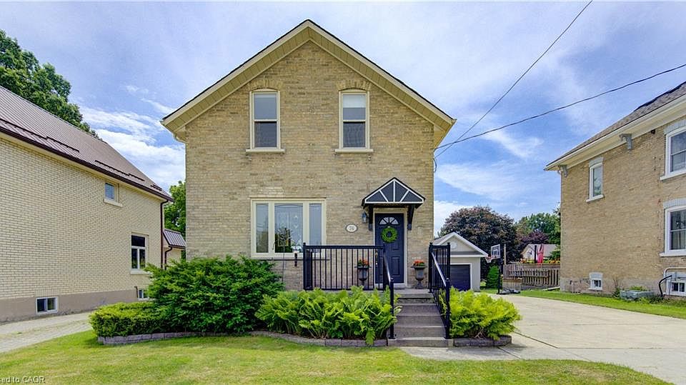 1st image of 76 Jacob St E