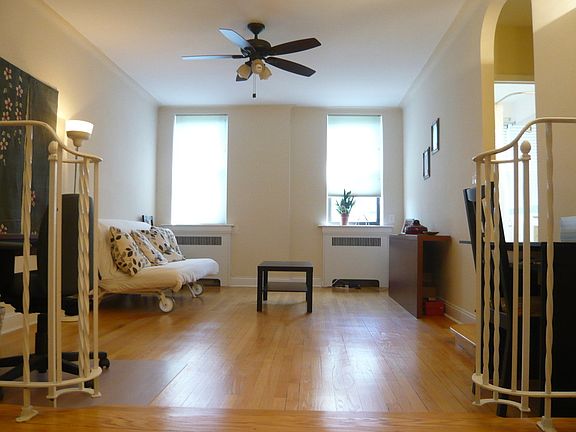 3rd image of 45 Park Ter W APT 5C