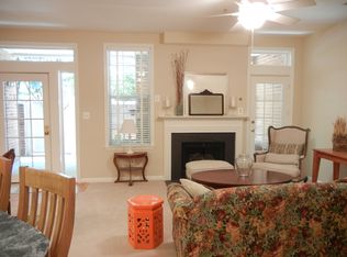 1351 Garden Wall Cir #604, Reston, VA 20194