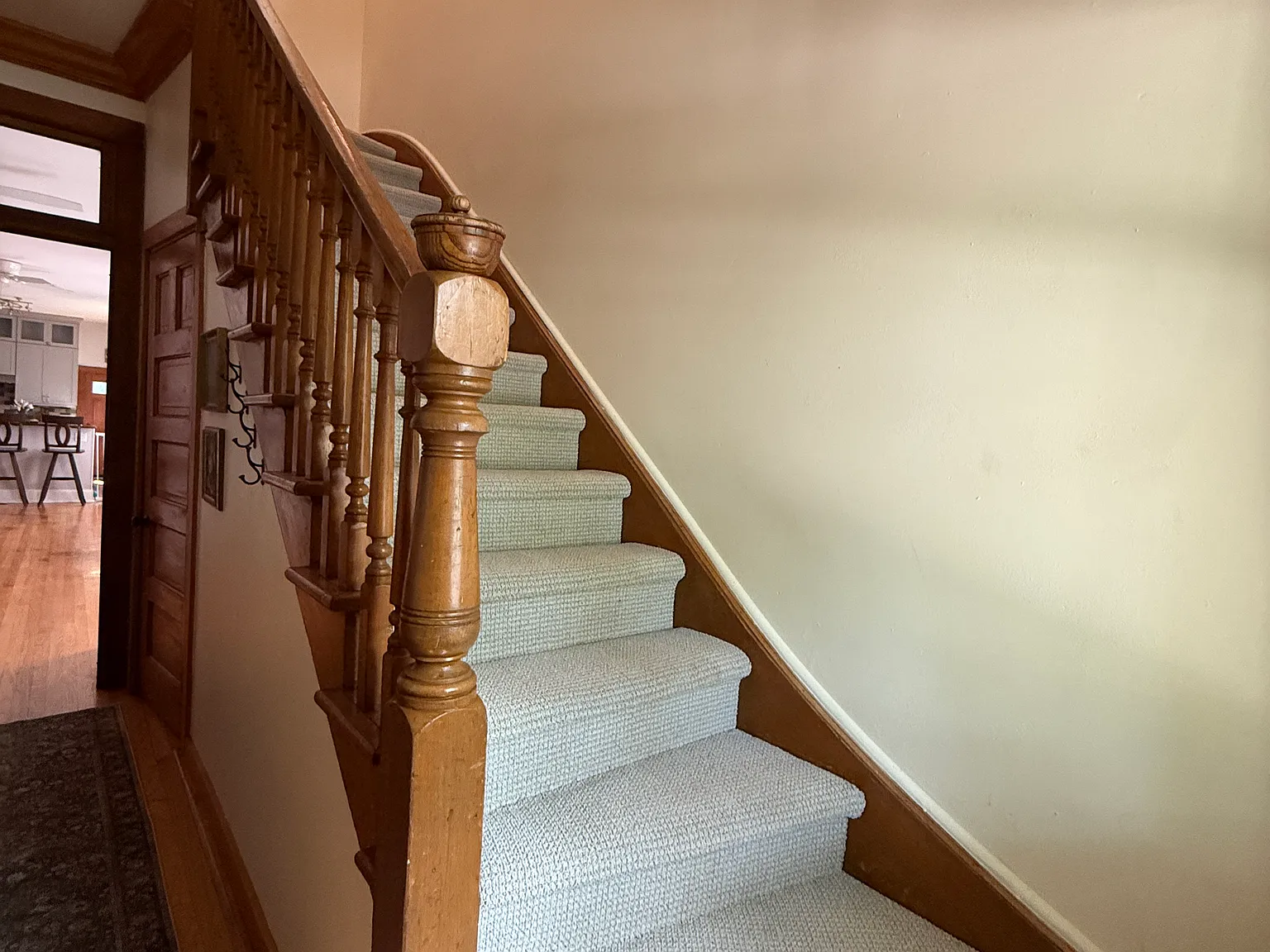 3 bed, 1800 sqft, $3,500 — Photo 3