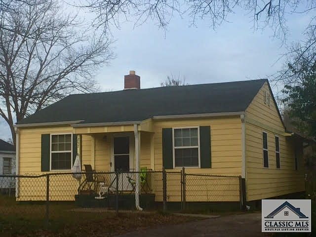 2nd image of 257 Magnolia St