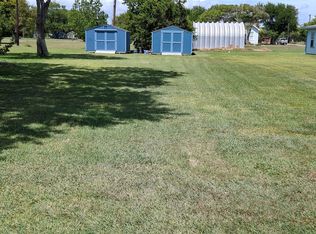 705 Proctor St, Austwell, TX 77950