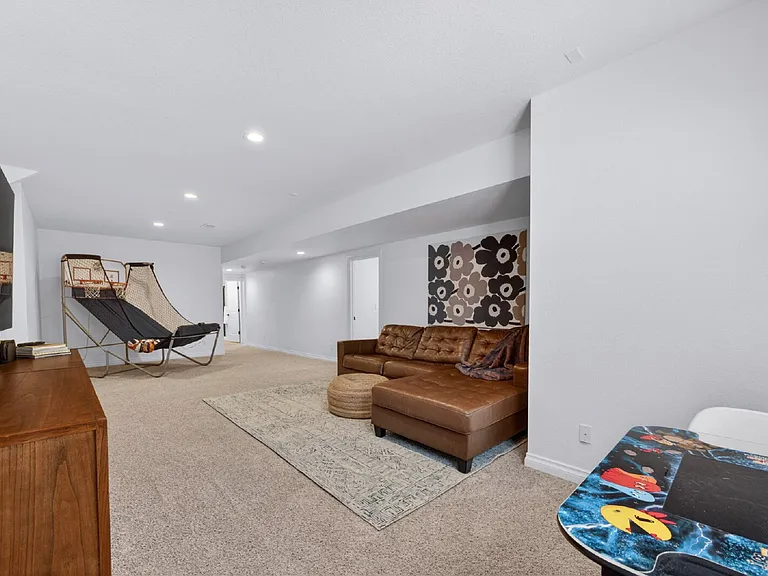 6726 S Quantock Way — Photo 54