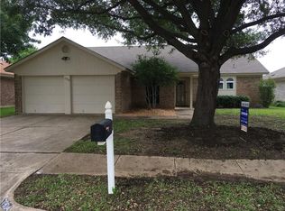 7904 Berry Brook Dr, Watauga, TX 76148