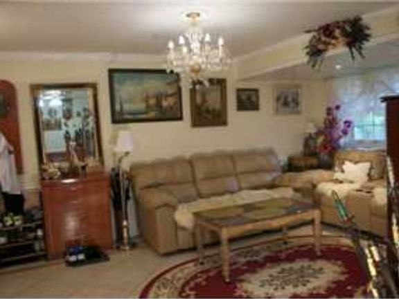 3rd image of 412 Maryland Ave APT 1C