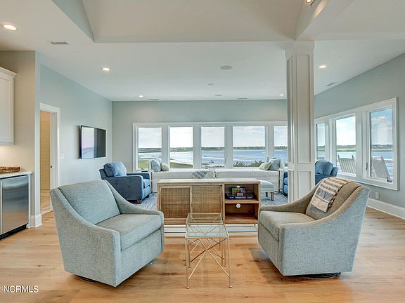 4th image of 5 Oyster Catcher Road