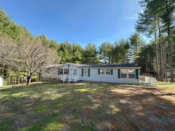 446 Lead Mine Rd, Austinville, VA 24312