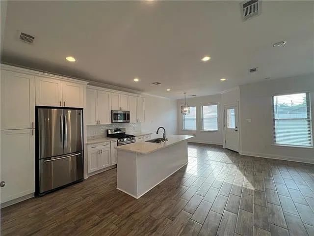 2708 Volpe Dr — Photo 6