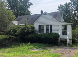 60 E Overbrook Rd, Shavertown, PA 18708