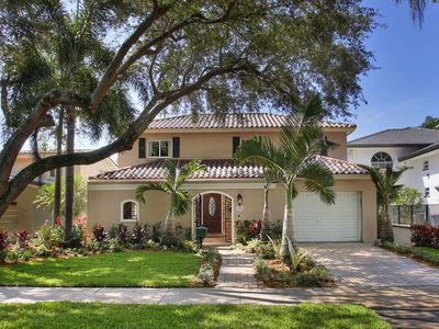 1050 Andora Ave, Coral Gables, FL, 33146