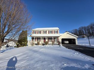 205 Salem Glenn Blvd, Selinsgrove, PA 17870