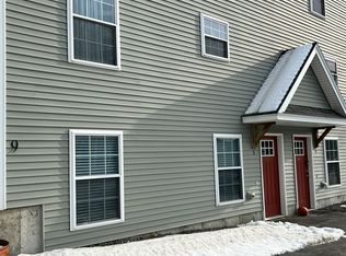 9 Main St #3, Windham, ME 04062