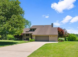 10767 Meadowbrook Ct, Berrien Springs, MI 49103