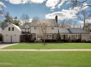 550 Park Ave, Manhasset, NY 11030