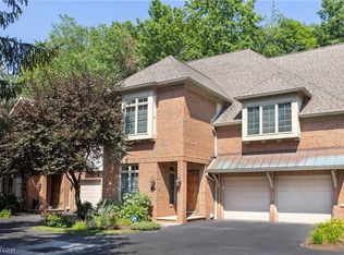 2499 Fairmount Blvd #9, Cleveland, OH 44106