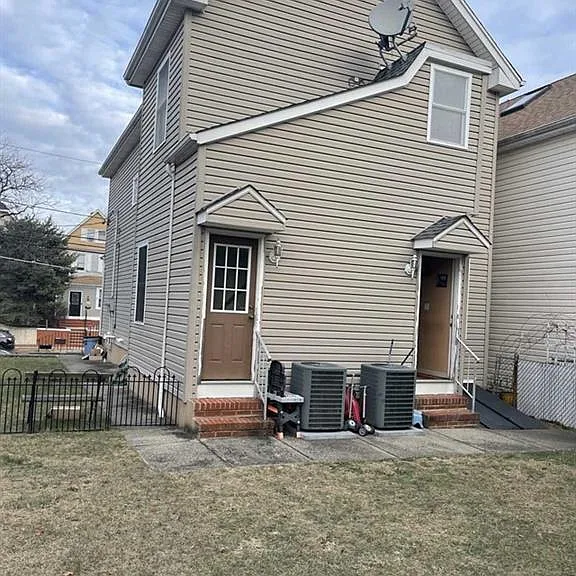 154 Maple Ave #2 — Photo 9