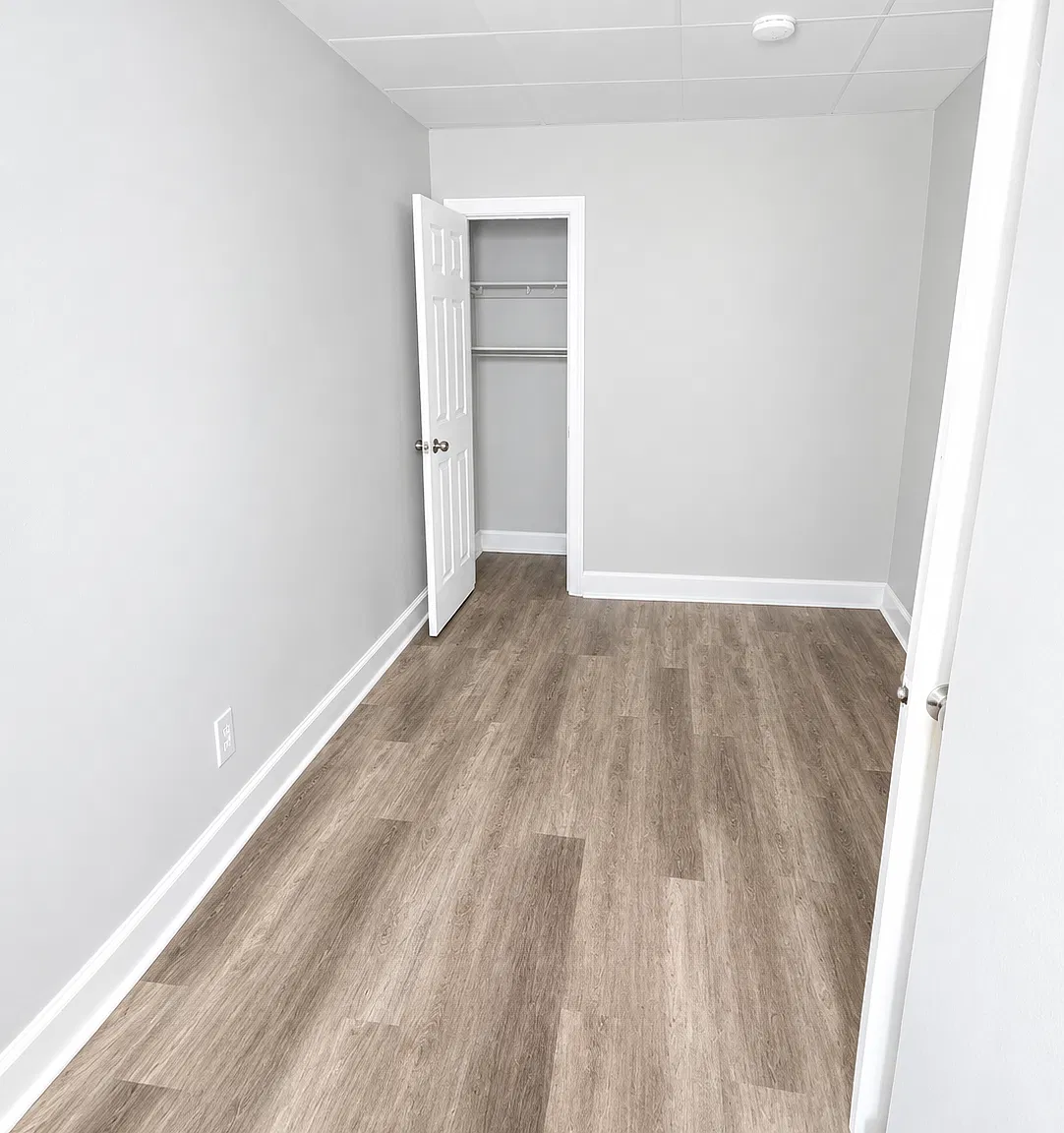 2 bed, $1,854 — Photo 4