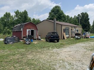 488 Adams Ln, Lafayette, TN 37083