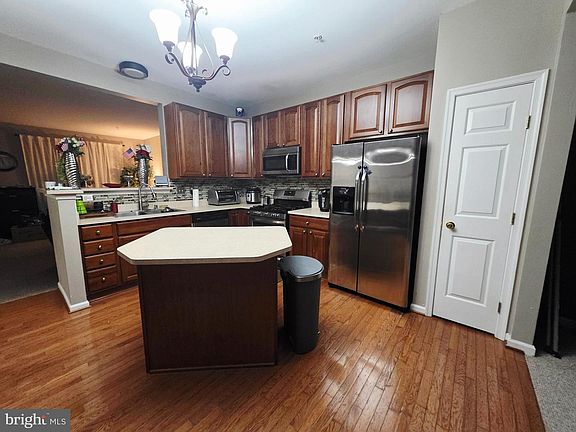4th image of 2026 Lori Ln