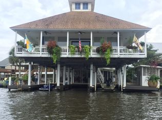 33166 Rivergate Cir, Springfield, LA 70462