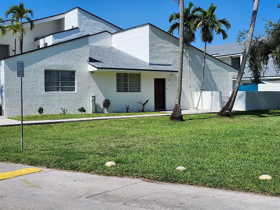 1st image of 9195 Fontainebleau Blvd APT 6