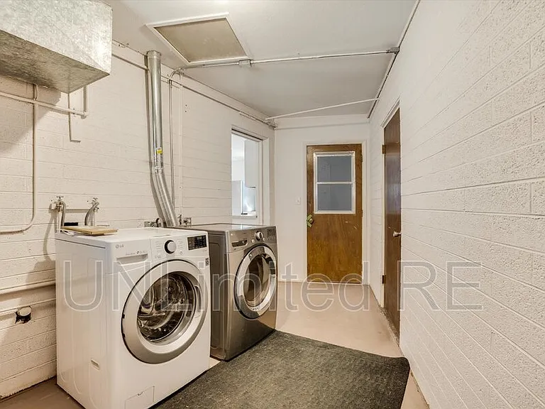 516 N James St — Photo 26
