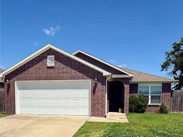 1334 S Kingfisher Ln