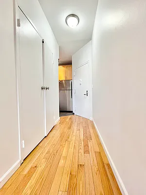 Rented by City Connections Realty | media 18