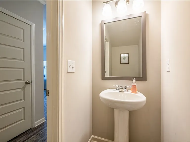 2514 Piering Dr — Photo 17
