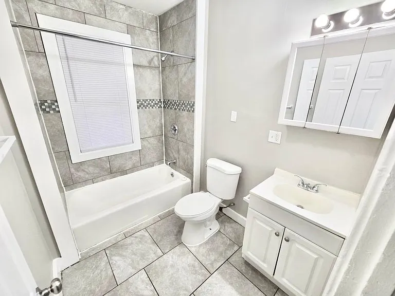 86 Dickerman St #2 — Photo 6