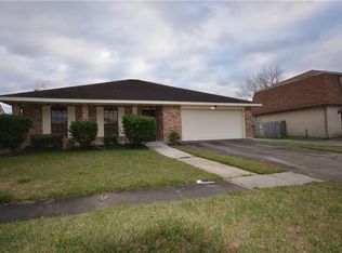 2329 Stall Dr, Harvey, LA 70058