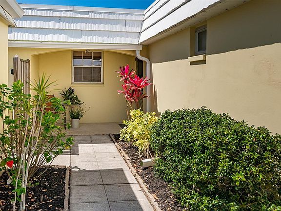 4th image of 5832 Driftwood Pl #35