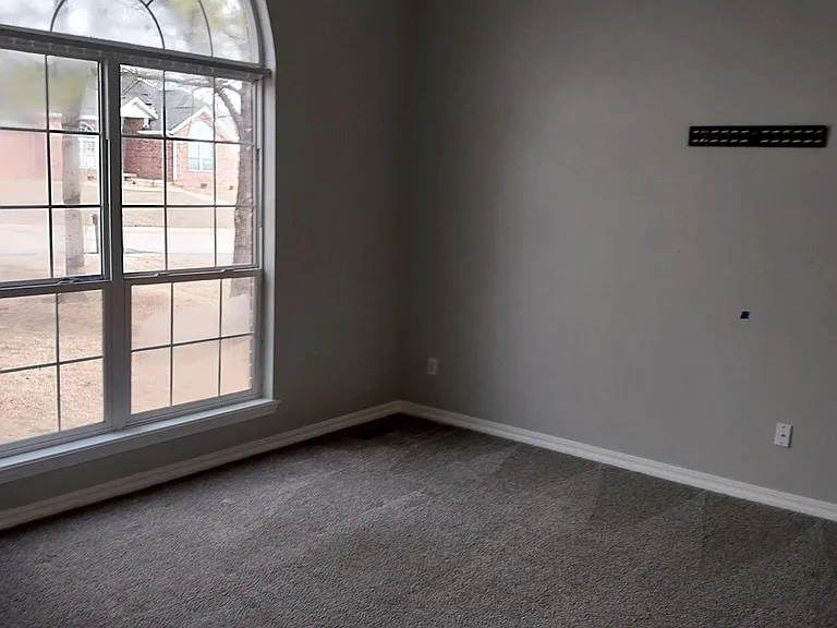 4200 W Cherokee Rd — Photo 2
