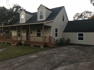 3330 Woodrow Dr, Port Arthur, TX 77642