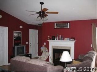 107 Woodvine Ct, New Bern, NC 28562