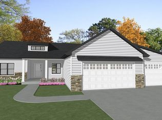 W5025 Blue Heron Cir, Sherwood, WI 54169