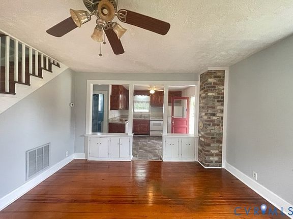2nd image of 3380 River Rd W