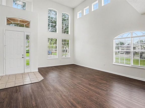 3rd image of 2220 Sand Arbor Cir