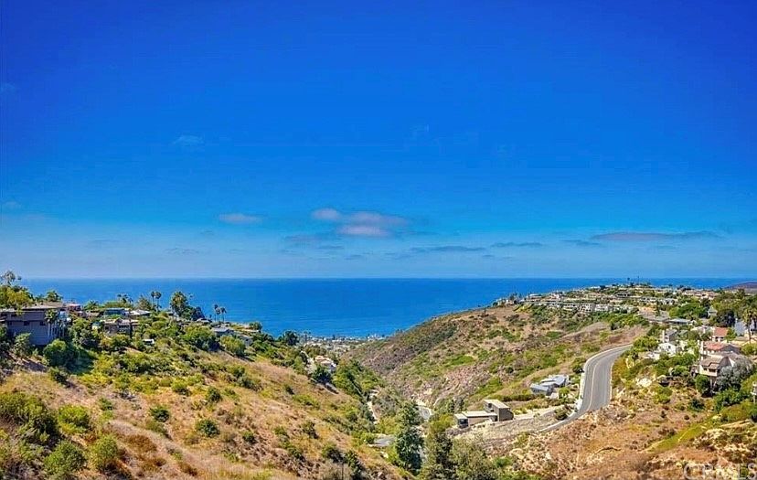 2516 Temple Hills Dr, Laguna Beach, CA 92651 MLS OC22036613 Zillow
