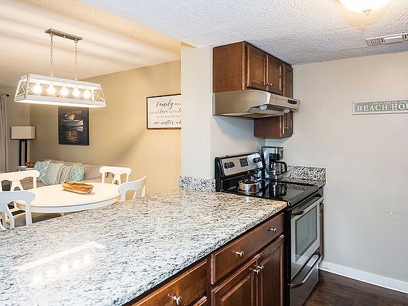 4th image of 1322 Sea Elder Ct